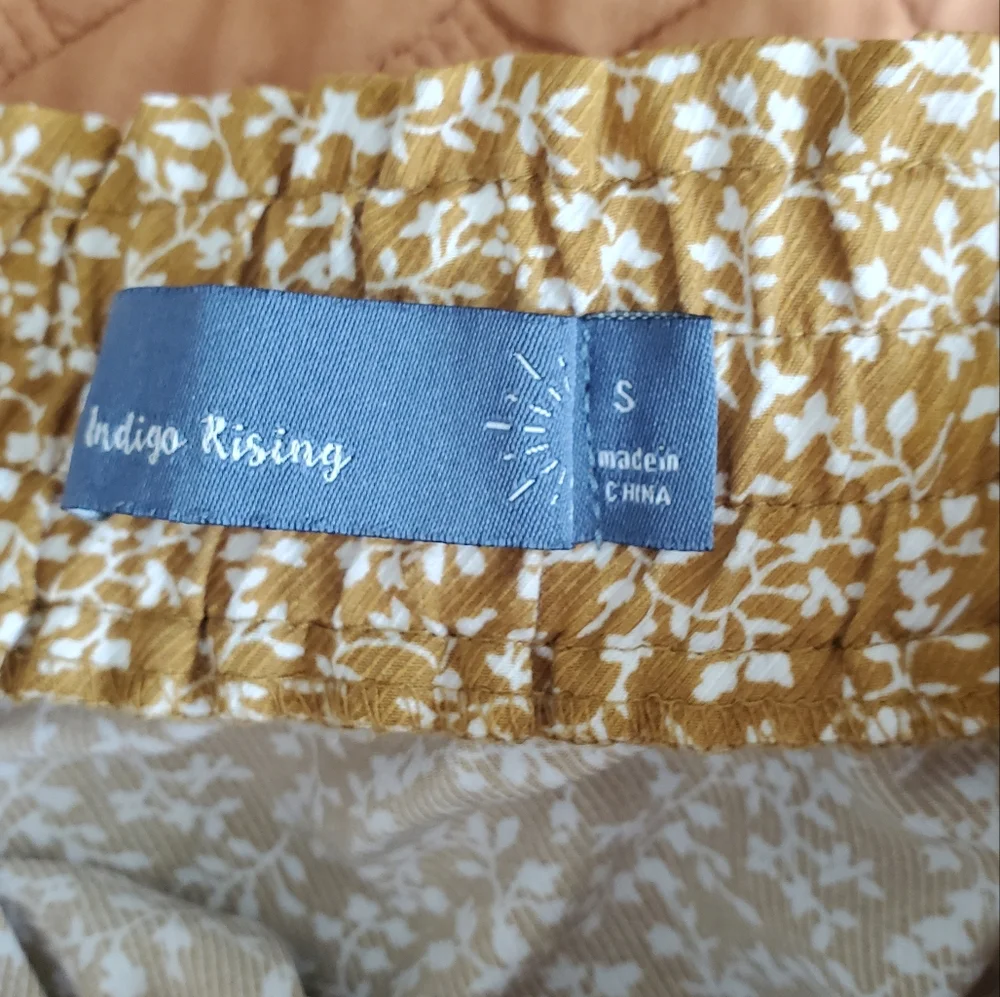 $5 CLOSET CLOSING Indigo Rising Floral Tiered Golden Brown Skirt Small - Picture 3 of 5